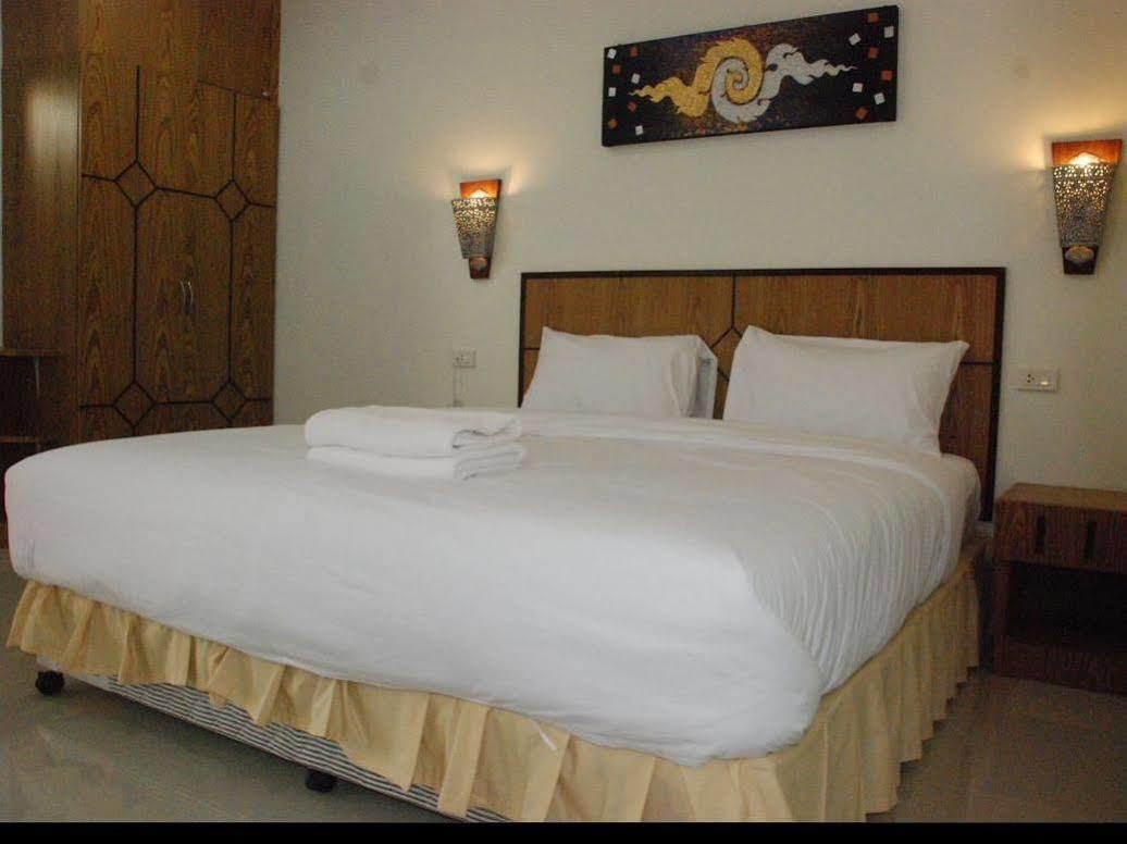 Ud Residence Udon Thani Ngoại thất bức ảnh