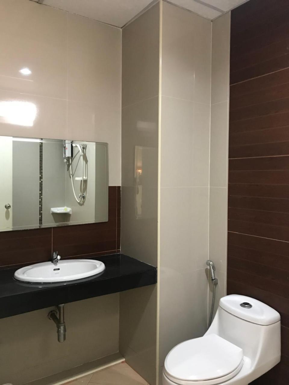 Ud Residence Udon Thani Ngoại thất bức ảnh